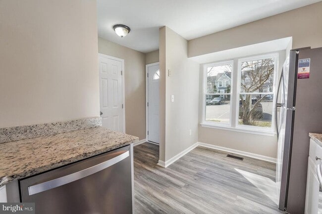 Building Photo - 15367 Gatehouse Terrace