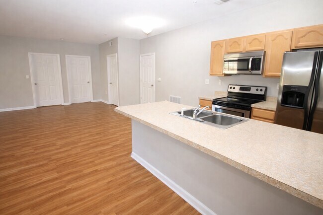 2 dormitorios, 1 baño con estudio - Apartments at The Schoolhouse