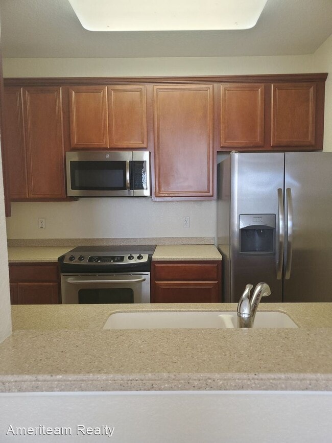 Building Photo - 3 br, 2 bath House - 8298 Portofino Dr. #205