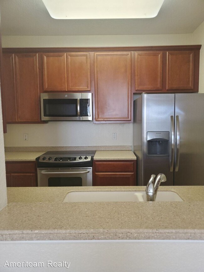 Foto del edificio - 3 br, 2 bath House - 8298 Portofino Dr. #205