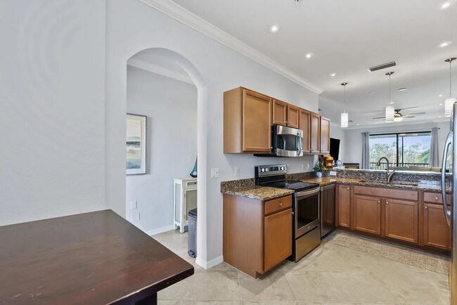 Building Photo - 9715 Acqua Ct