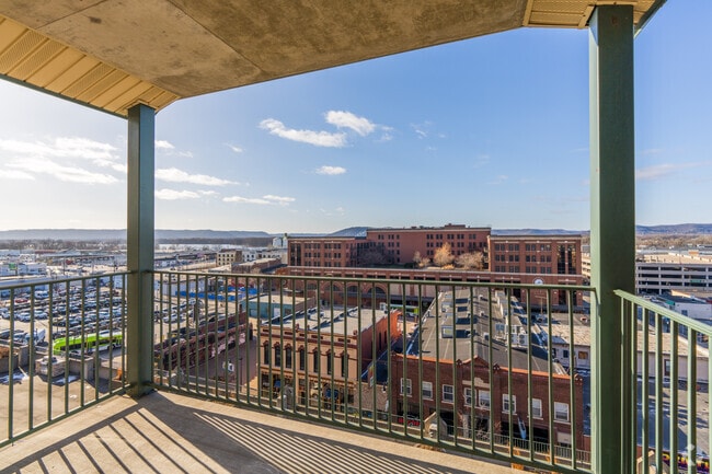 2BR,2BA - 1067SF - Patio - Cameron Park Apartments
