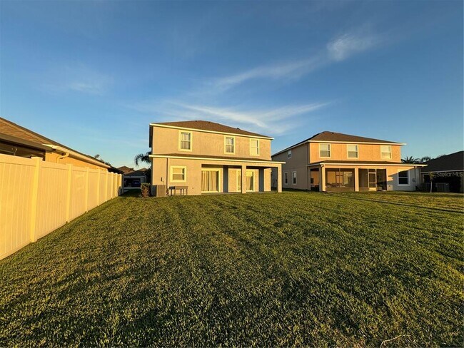 Foto del edificio - 11523 Peru Springs Pl