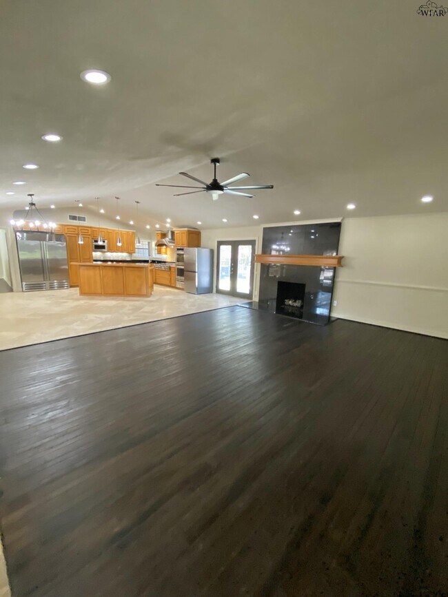 Foto del edificio - 4514 Shady Ln