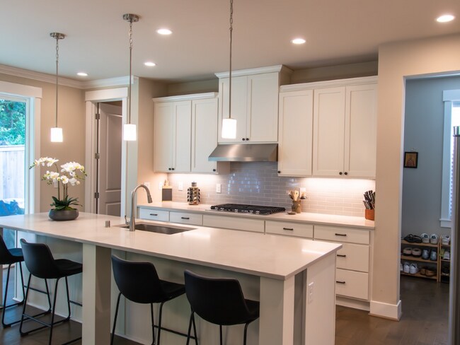 Foto del edificio - 5402 132nd St Ct NW