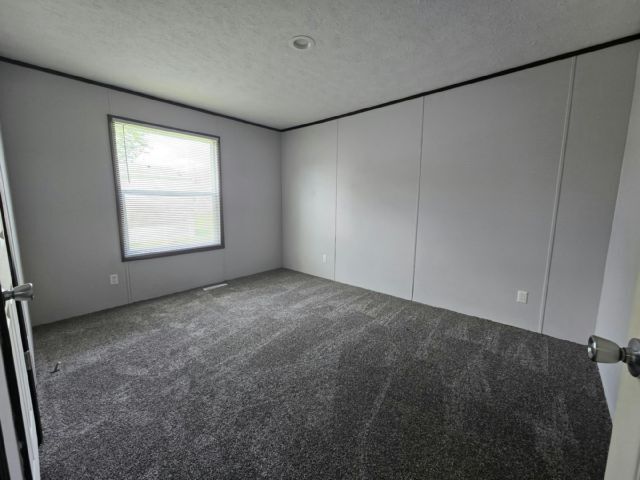 Building Photo - 725 Juliet Dr
