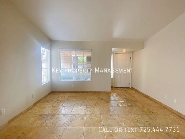 Building Photo - ONE STORY 3 BR IN THE HEART OF SUMMERLIN W...