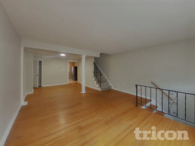 Foto del edificio - 1229 Tyler St