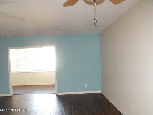 Building Photo - 4306 Plaza Gate Ln S