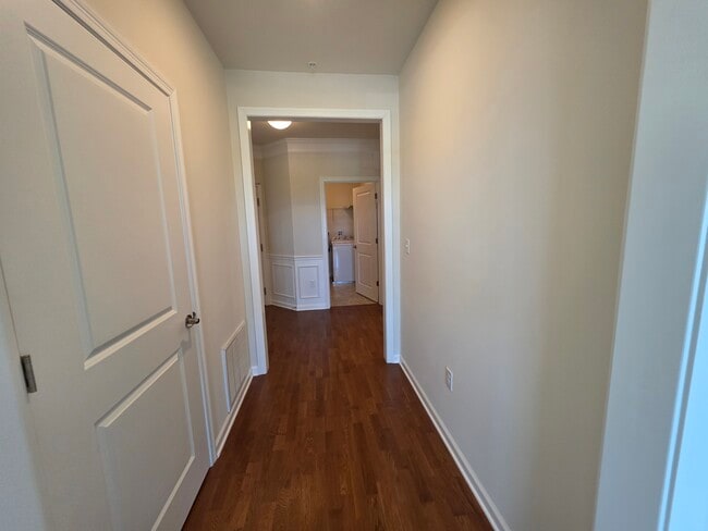 Building Photo - 110 Trotter Rd