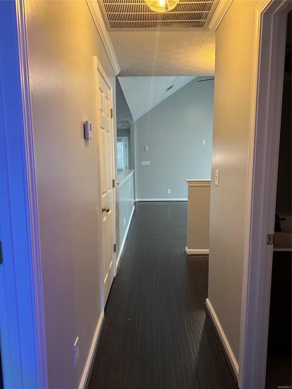 Building Photo - 8737 Jamac Ln