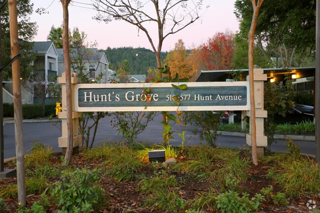 Foto del edificio - Hunt's Grove Apartments