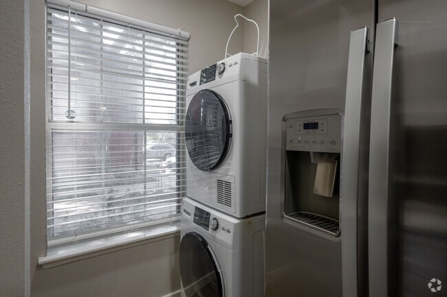 2BR, 1.5 BA - 950SF - Renovated - Kitchen - The Woods at Menchaca