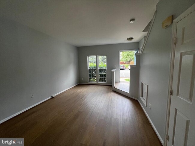 Building Photo - 44211 Litchfield Terrace