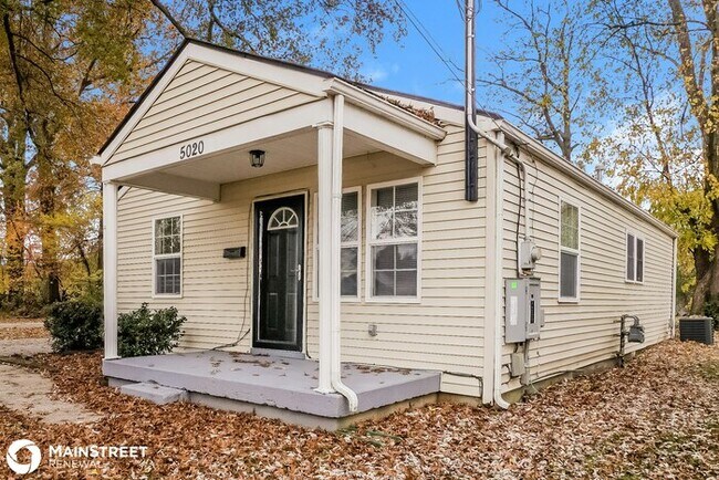 Foto del edificio - 5020 WELLSWORTH AVE, LOUISVILLE, KY 40216