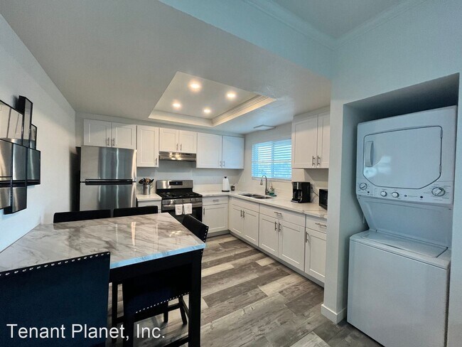 Foto del edificio - 3 br, 2 bath House - 311 Zenith St unit 3