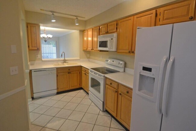 Foto del edificio - 10808 Cypress Glen Dr