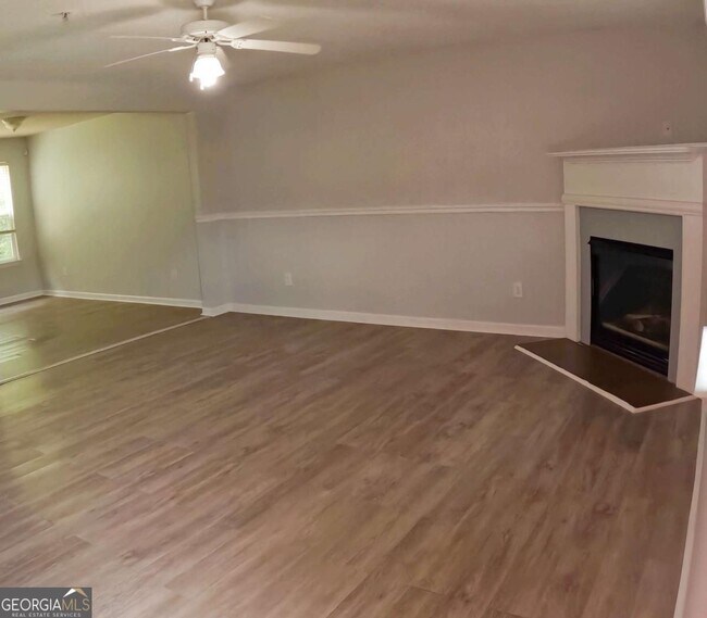 Foto del edificio - 255 Turnstone Rd