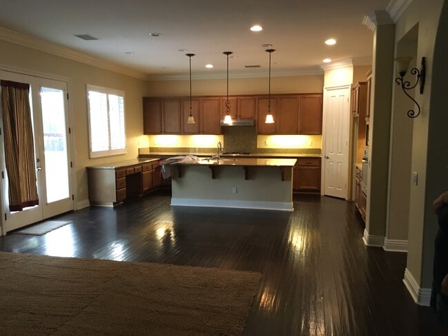 Building Photo - 36159 Blue Hill Dr