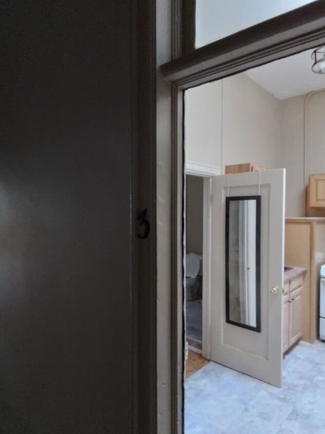 Building Photo - Tivolli Building Apartments        MDB