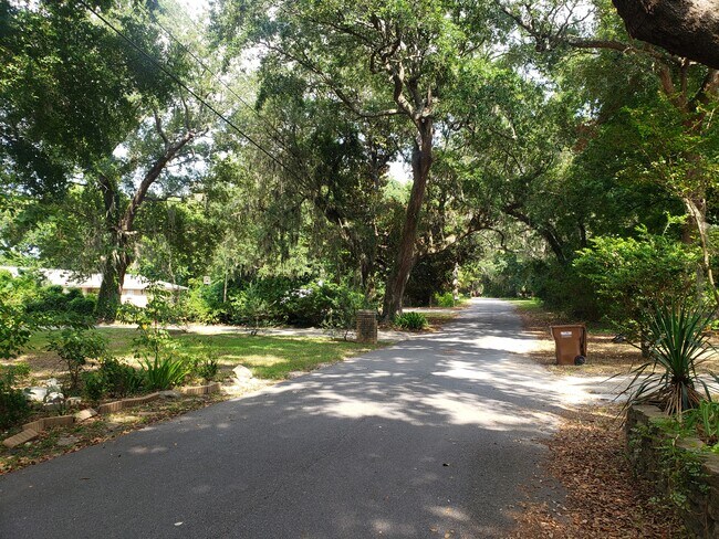 Foto del edificio - 4139 Sandy Bluff Dr W