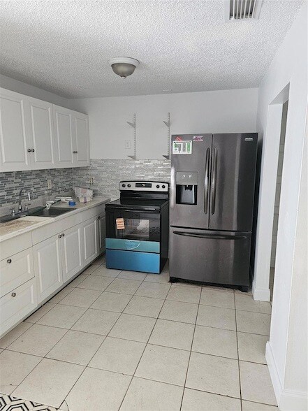 Foto del edificio - 5890 NW 20th St