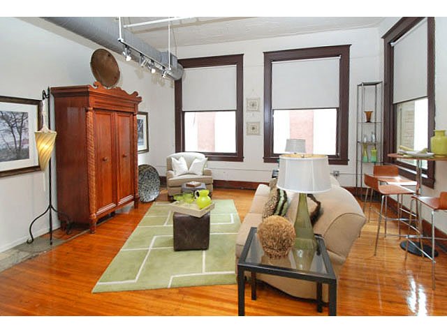 Building Photo - Mhhhhmm, 1 BR you are