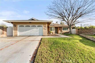 Building Photo - 16708 Sunburst St