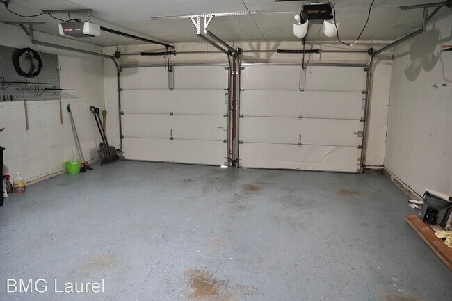 Foto del edificio - 4 br, 2.5 bath House - 12713 Clearfield Dr