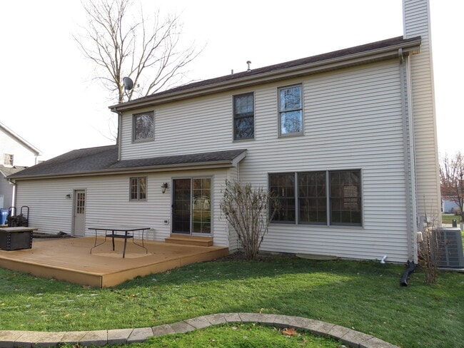 Building Photo - 419 Rivers Edge Dr