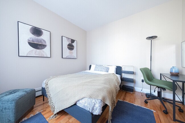 Foto del edificio - 241 W 113th St