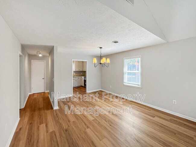 Foto del edificio - 231 Batesview Dr