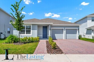 Building Photo - 3685 Kings Canyon Dr
