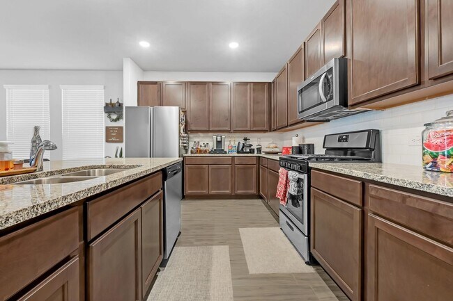 Foto del edificio - 24715 Oakheath Arbor Ln