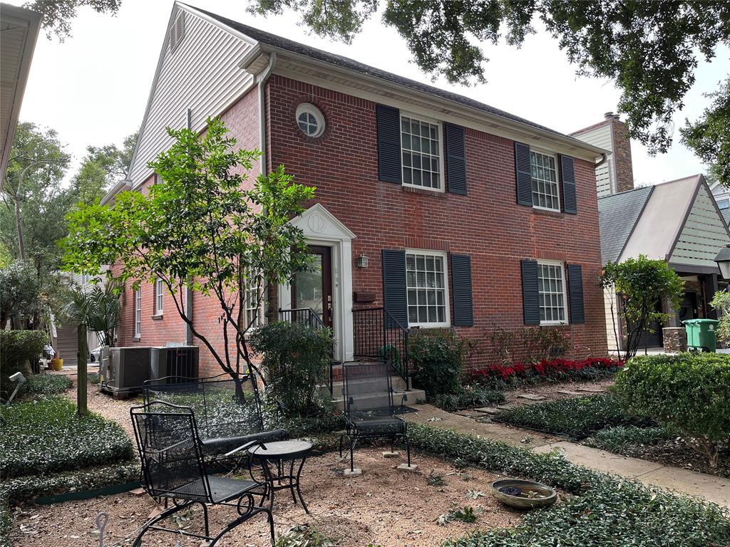 2121 Milford St Unit 2, Houston, TX 77098 Room for Rent in Houston