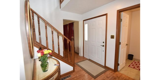 Building Photo - 3464