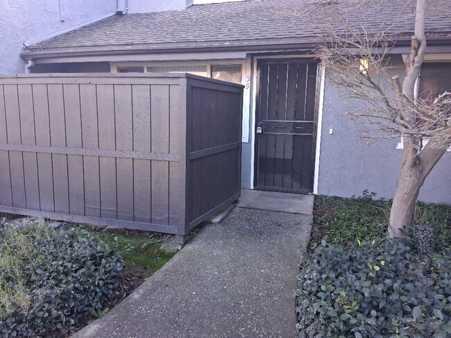front door & private patio - 325 Standiford Ave