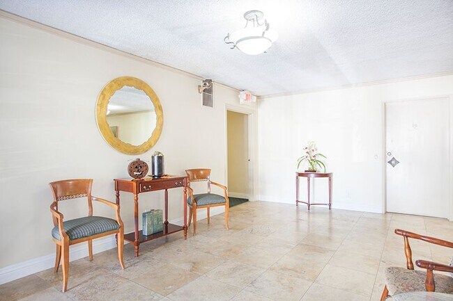 Foto del edificio - 3407 Huxley St