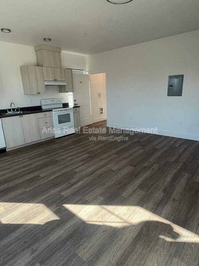 Foto del edificio - 1640 SW Juniper Ave
