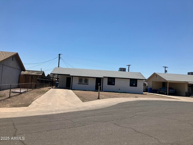 Building Photo - 4641 S 17th Pl