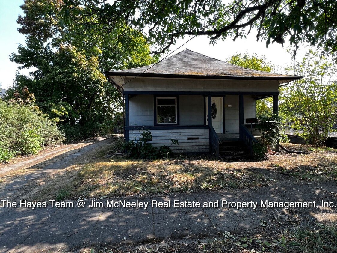 Primary Photo - 2 br, 1 bath House - 6424 N. Burrage Ave.
