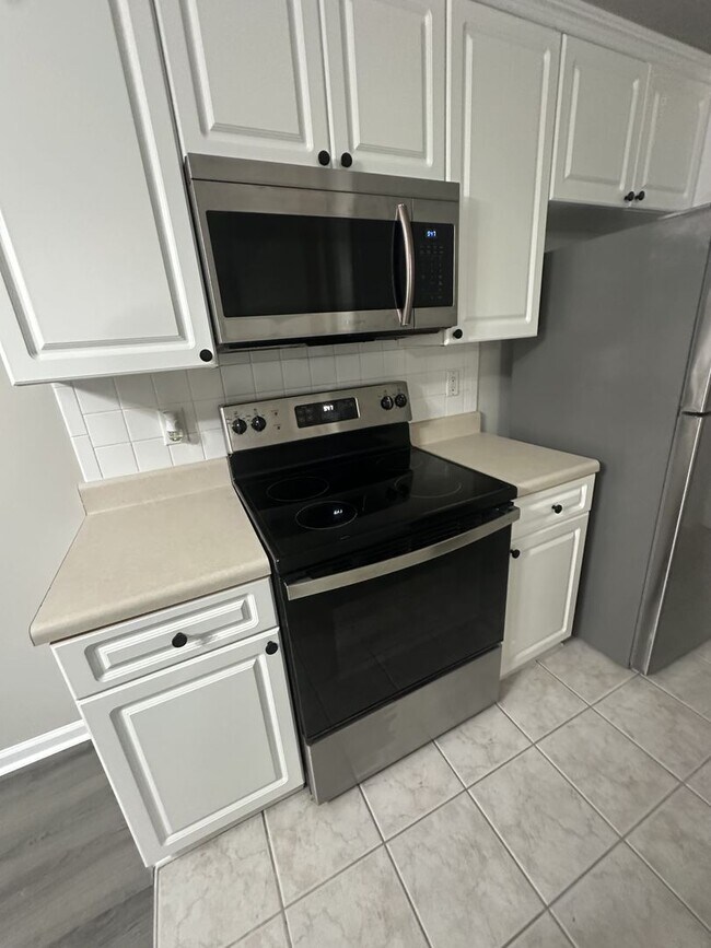 Foto del edificio - 4020-104 Bardstown Court