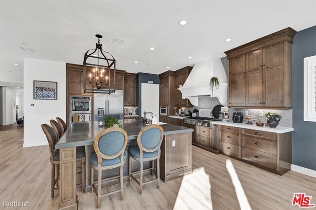 Building Photo - 5 br, 6 bath House - 12326 N Finch Ct