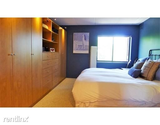 Building Photo - 2 br, 2 bath Apartment - 289 Elm St