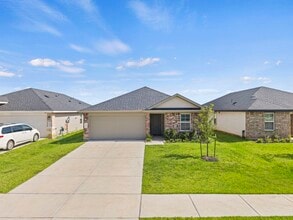 Building Photo - 31234 Yatesbury Ln