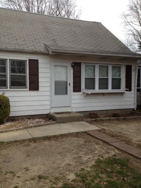 Primary Photo - 15 Birchwood Dr