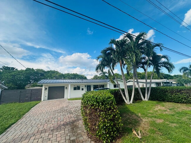 Foto del edificio - 2741 NE 53rd Ct