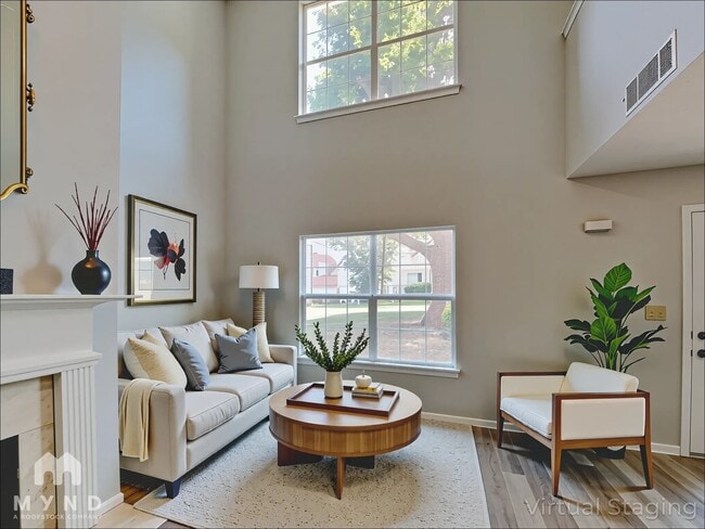 Building Photo - 605 Kings Pl