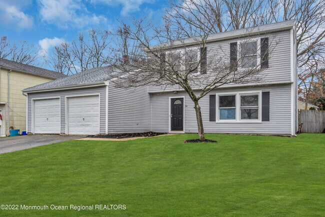 Building Photo - 14 Midship Dr