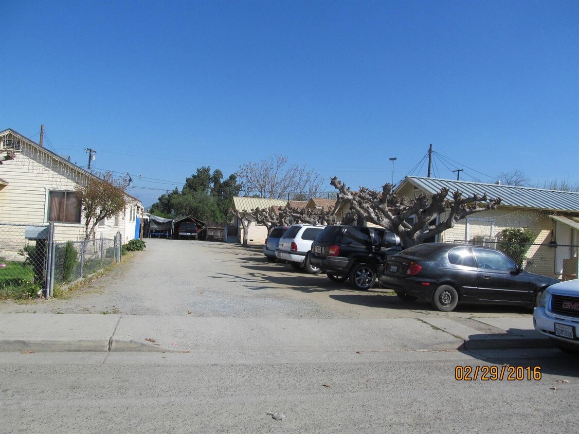 primario - 276-280 S A St